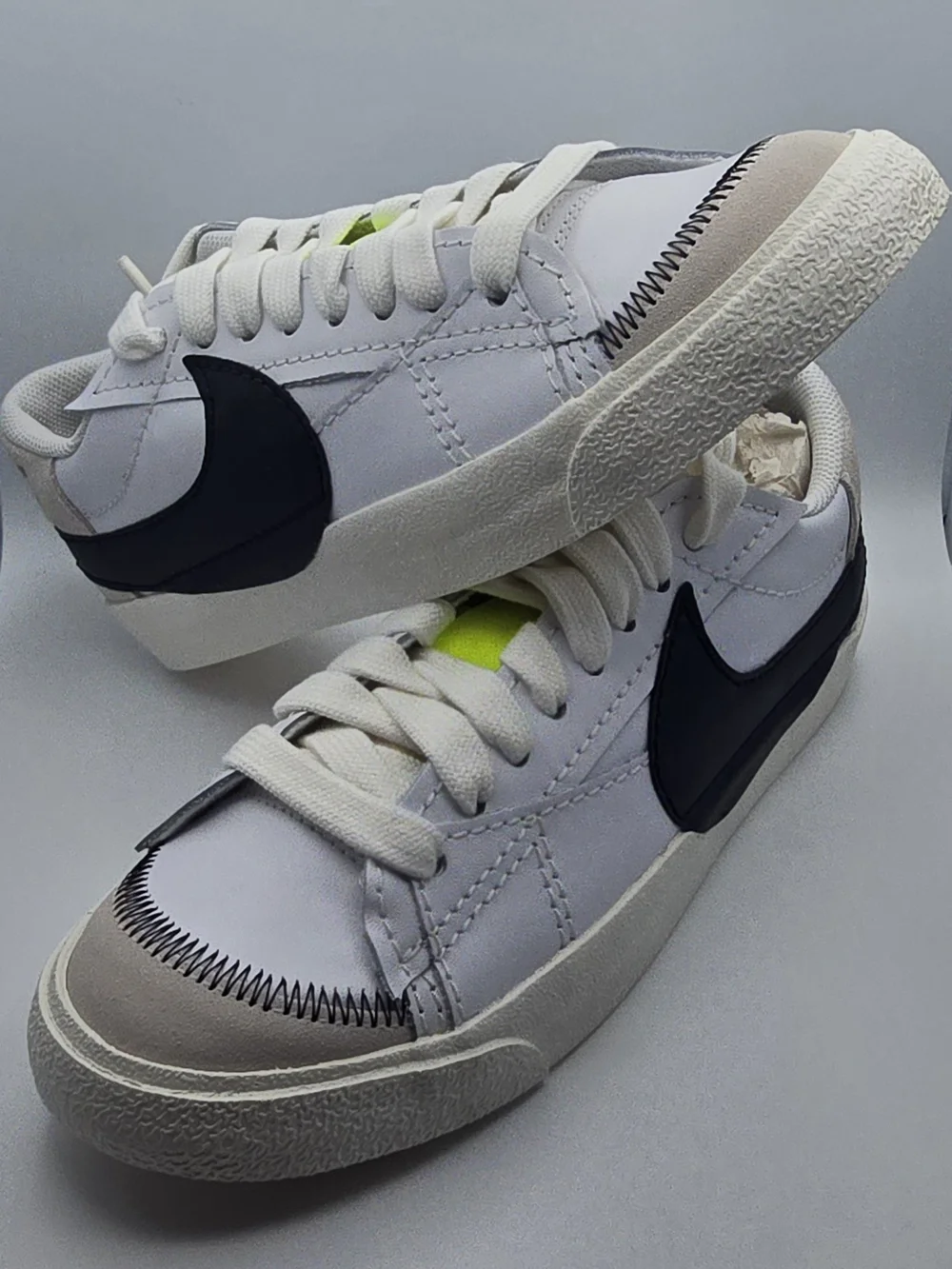 Nike classic low